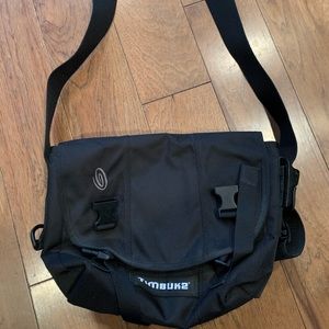 Timbuk2 small messenger bag